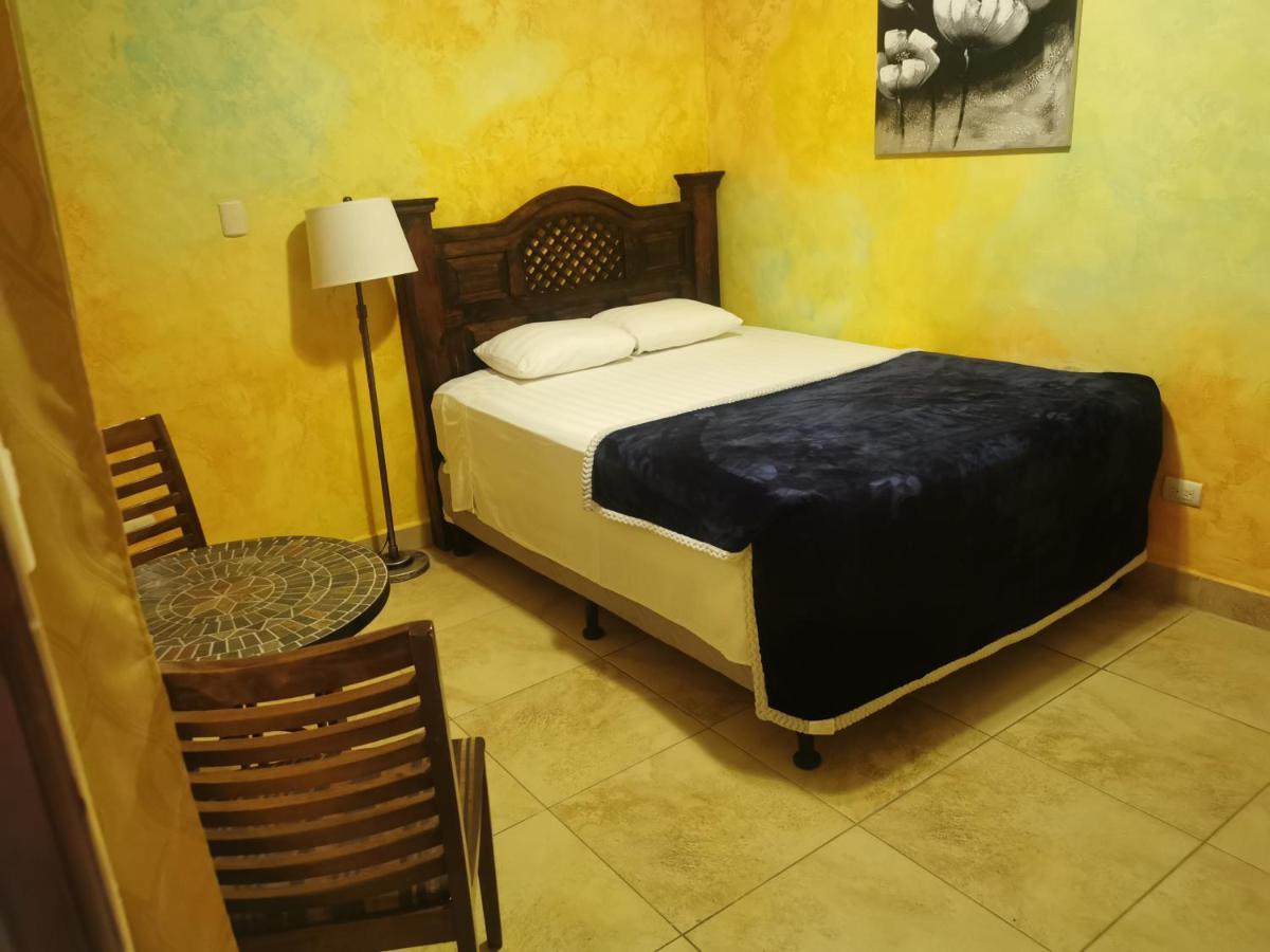 Antigua Inn Hotel Gwatemala Zewnętrze zdjęcie