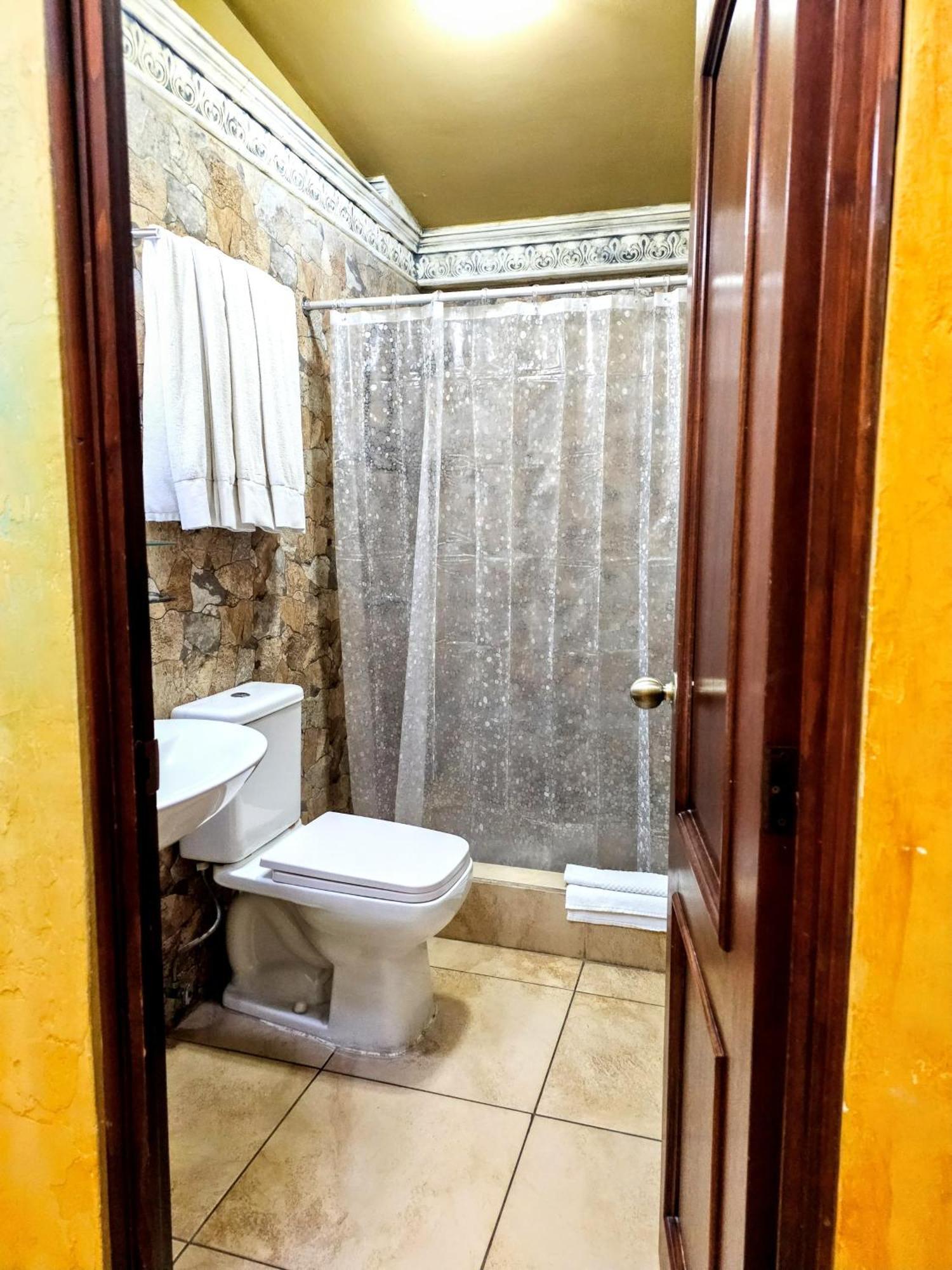 Antigua Inn Hotel Gwatemala Zewnętrze zdjęcie