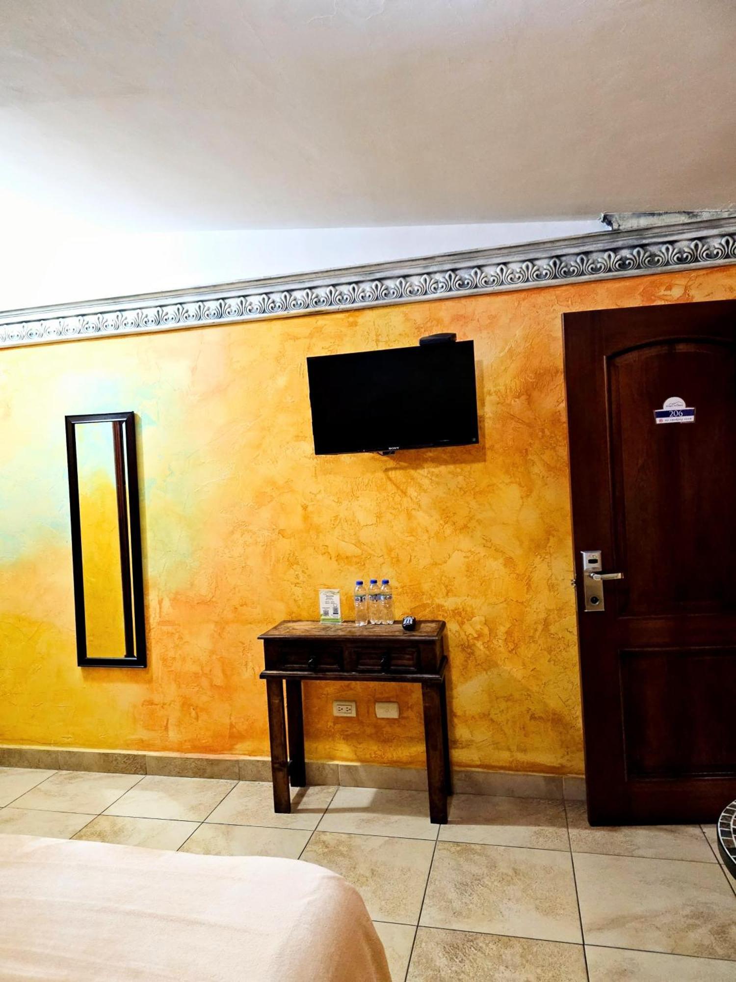 Antigua Inn Hotel Gwatemala Zewnętrze zdjęcie